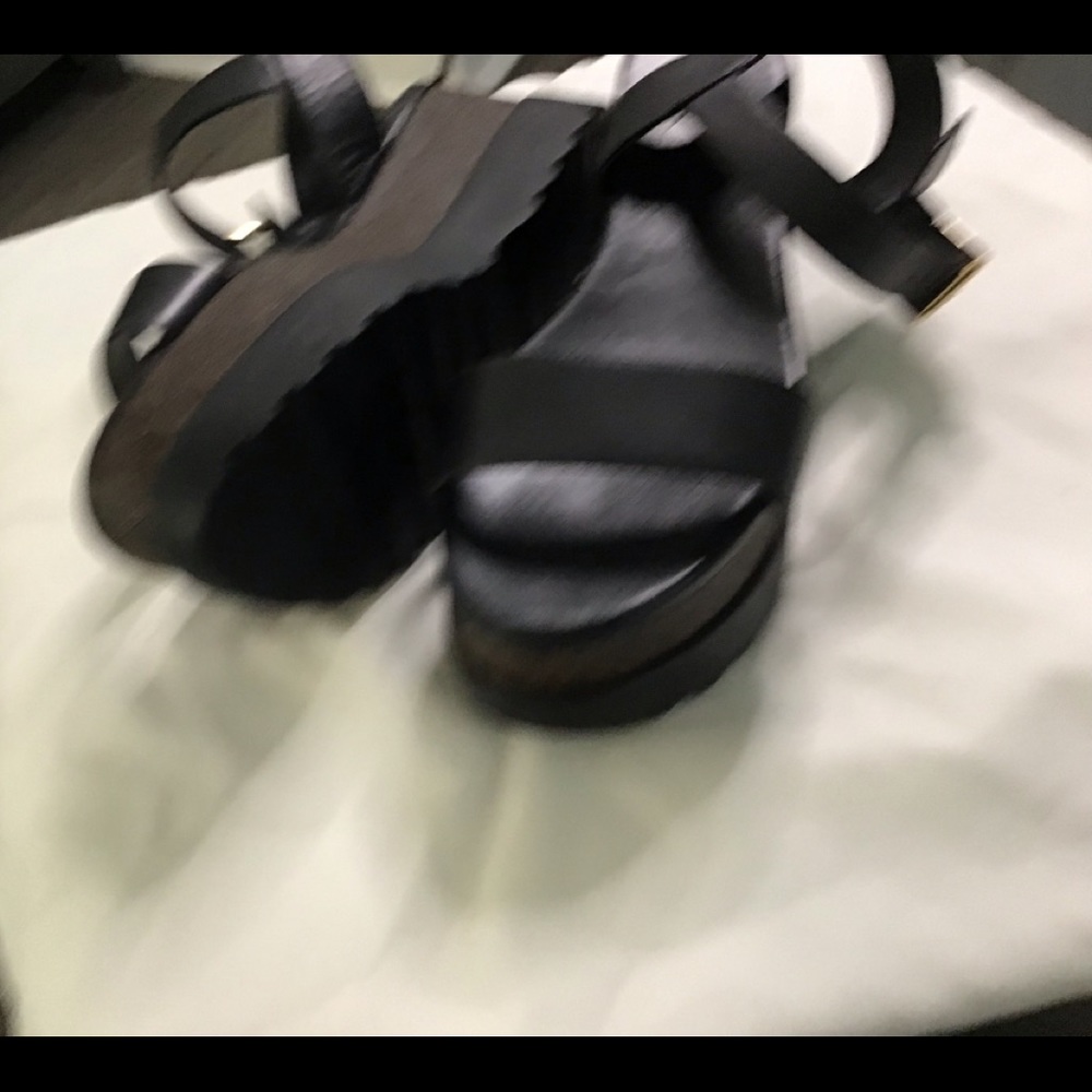 Michael Kors Platform Wedge Sandals - Picture 7 of 8